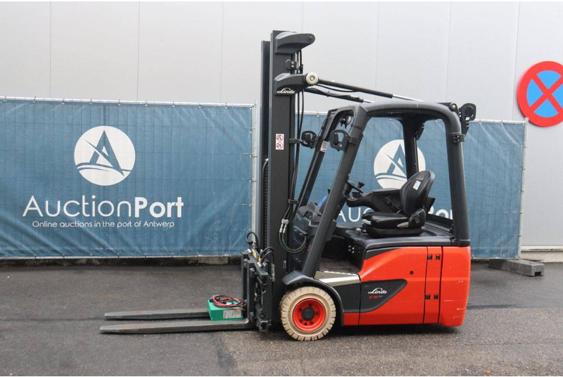 Linde E15-02 - Empilhadeira elétrica: foto 1 Linde E15-02 - Empilhadeira elétrica: foto 1