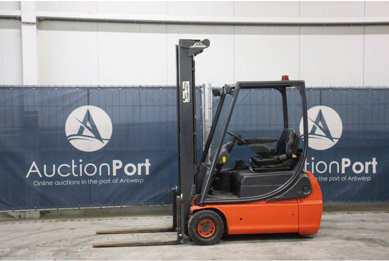 Linde E16C-02 - Empilhadeira elétrica: foto 1 Linde E16C-02 - Empilhadeira elétrica: foto 1