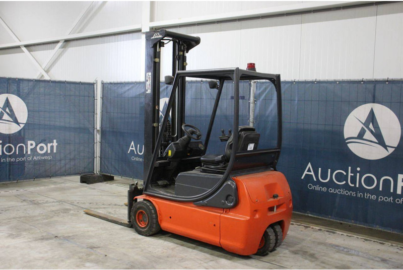 Linde E16C-02 - Empilhadeira elétrica: foto 3 Linde E16C-02 - Empilhadeira elétrica: foto 3