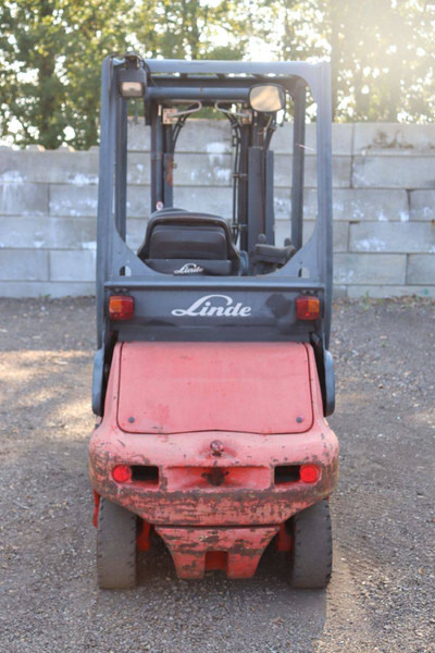 Linde E20P-02 - Empilhadeira elétrica: foto 5 Linde E20P-02 - Empilhadeira elétrica: foto 5