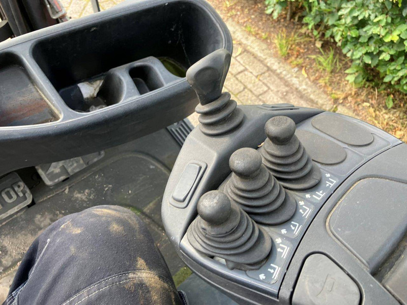 Empilhadeira a gás Linde H20T-01: foto 13 Empilhadeira a gás Linde H20T-01: foto 13