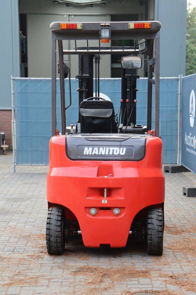 Manitou ME 425 - Empilhadeira elétrica: foto 5 Manitou ME 425 - Empilhadeira elétrica: foto 5