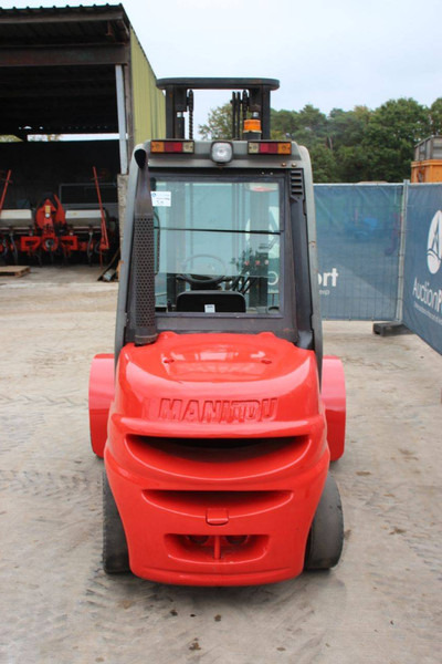 Manitou MI30D - Empilhadeira a diesel: foto 4 Manitou MI30D - Empilhadeira a diesel: foto 4
