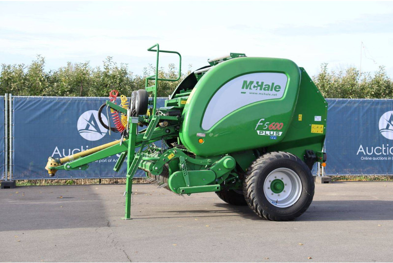 McHale F5500 Plus - Máquina agrícola: foto 1 McHale F5500 Plus - Máquina agrícola: foto 1