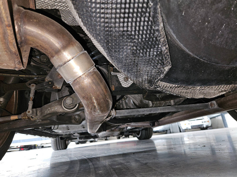 Automóvel Maserati Spyder Cambiocorsa: foto 6 Automóvel Maserati Spyder Cambiocorsa: foto 6