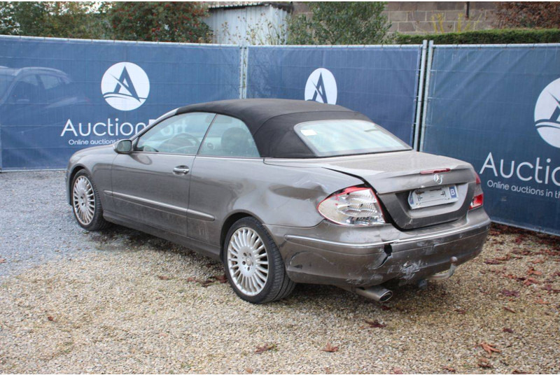 Mercedes-Benz CLK-Klasse 320 CDI - Automóvel: foto 3 Mercedes-Benz CLK-Klasse 320 CDI - Automóvel: foto 3