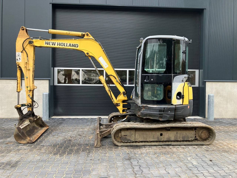 New Holland E 50.2 - Escavadora de rastos: foto 2 New Holland E 50.2 - Escavadora de rastos: foto 2