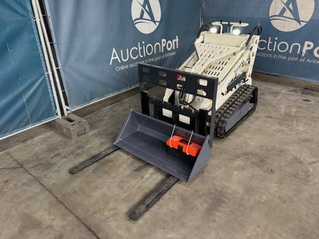 Nuoman T330XL - Carregadeira de esteiras: foto 4 Nuoman T330XL - Carregadeira de esteiras: foto 4