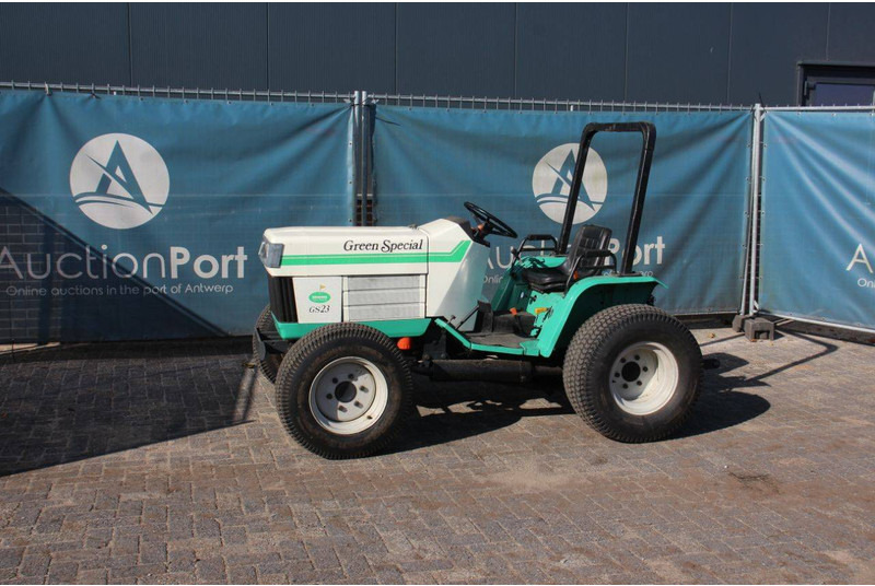 Shibaura Green Special GS23 - Trator: foto 1 Shibaura Green Special GS23 - Trator: foto 1