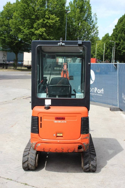 Takeuchi TB016 - Mini escavadeira: foto 4 Takeuchi TB016 - Mini escavadeira: foto 4