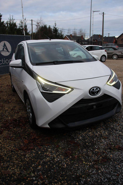 Sedã Toyota Aygo: foto 6 Sedã Toyota Aygo: foto 6