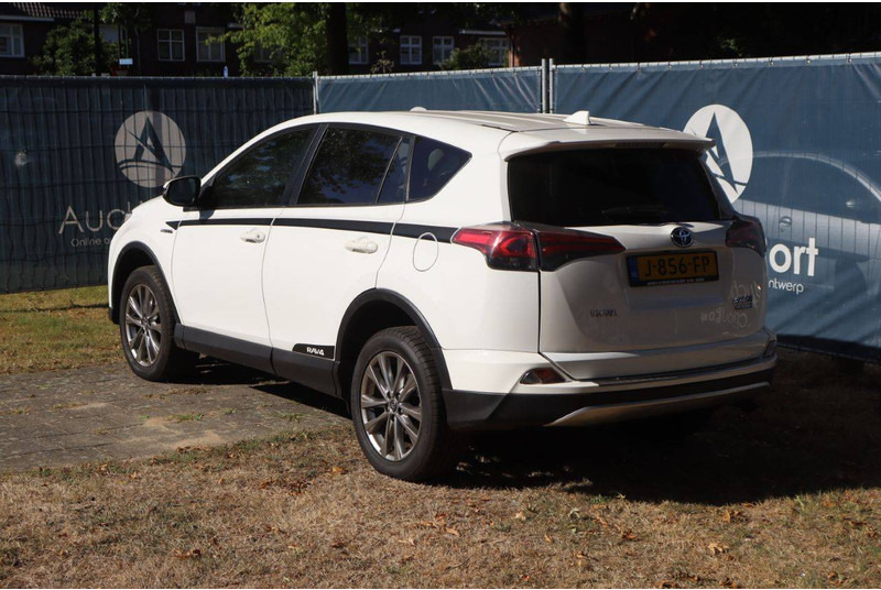 Toyota RAV4 - SUV: foto 4 Toyota RAV4 - SUV: foto 4