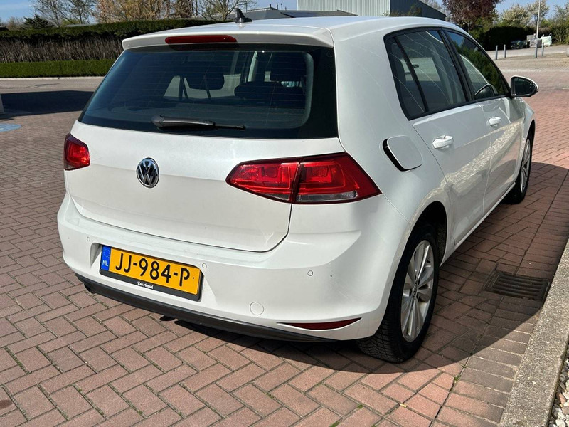 Volkswagen Golf - Automóvel: foto 4 Volkswagen Golf - Automóvel: foto 4