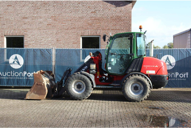 Volvo L25B-P - Carregadeira de rodas: foto 2 Volvo L25B-P - Carregadeira de rodas: foto 2