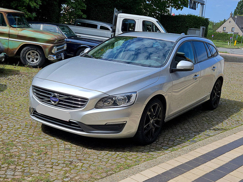 Volvo V60 D3 - Sedã: foto 1 Volvo V60 D3 - Sedã: foto 1