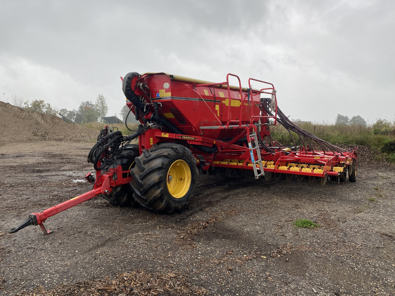 Vaderstad Rapid A600J - Semeadeira: foto 1 Vaderstad Rapid A600J - Semeadeira: foto 1