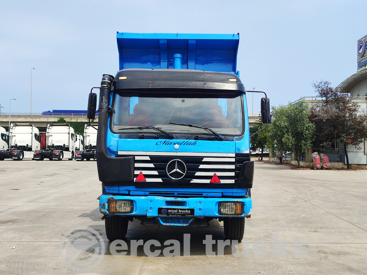 MERCEDES-BENZ 1998 AXOR 1821 - 4X2 - TİPPER TRUCK - Caminhão basculante: foto 2 MERCEDES-BENZ 1998 AXOR 1821 - 4X2 - TİPPER TRUCK - Caminhão basculante: foto 2