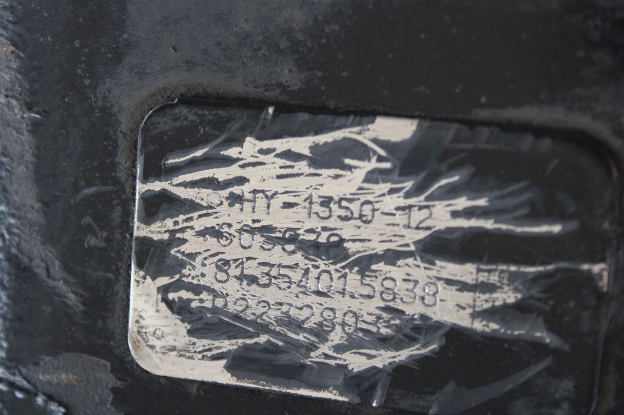 AXA SPATE MAN TGX HY-1350-12, 81.35401.5838 - Eixo traseiro de Caminhão: foto 2 AXA SPATE MAN TGX HY-1350-12, 81.35401.5838 - Eixo traseiro de Caminhão: foto 2