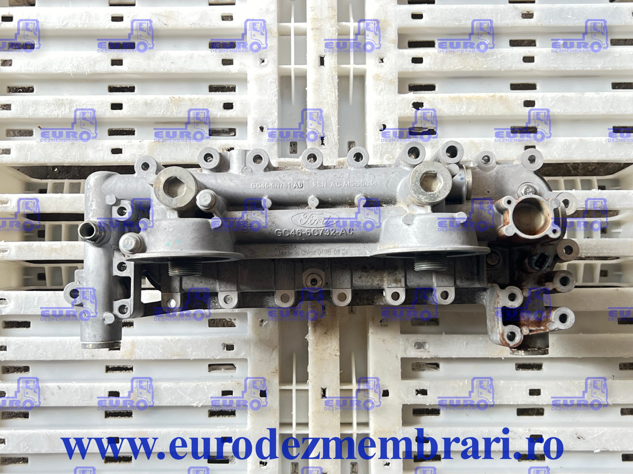 CARCASA FILTRE ULEI + TERMOFLOT FORD CARGO FHR6 GC466C732AC, GC466N781AD - Filtro de óleo de Caminhão: foto 1 CARCASA FILTRE ULEI + TERMOFLOT FORD CARGO FHR6 GC466C732AC, GC466N781AD - Filtro de óleo de Caminhão: foto 1