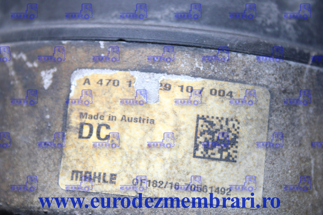 CARCASA FILTRU ULEI + POMPA APA MERCEDES ACTROS OM470LA A4701802910 - Filtro de óleo de Caminhão: foto 3 CARCASA FILTRU ULEI + POMPA APA MERCEDES ACTROS OM470LA A4701802910 - Filtro de óleo de Caminhão: foto 3