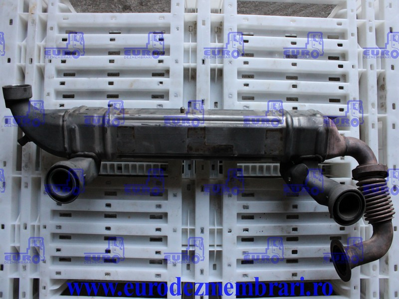 EGR DAF XF106 MX-13 1922163 - Radiador EGR de Caminhão: foto 1 EGR DAF XF106 MX-13 1922163 - Radiador EGR de Caminhão: foto 1