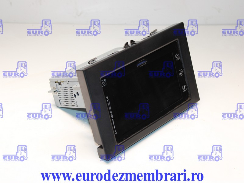 ELEMENT BORD UNITATE MULTIMEDIA MERCEDES ACTROS MP5 A0004469662 - Painel de instrumentos de Caminhão: foto 2 ELEMENT BORD UNITATE MULTIMEDIA MERCEDES ACTROS MP5 A0004469662 - Painel de instrumentos de Caminhão: foto 2