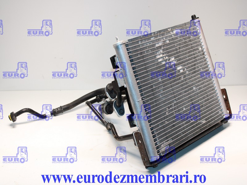 RADIATOR + VENTILATOR AER CONDITIONAT SCANIA NGS 2187711, 2824478 - Radiador de Caminhão: foto 2 RADIATOR + VENTILATOR AER CONDITIONAT SCANIA NGS 2187711, 2824478 - Radiador de Caminhão: foto 2