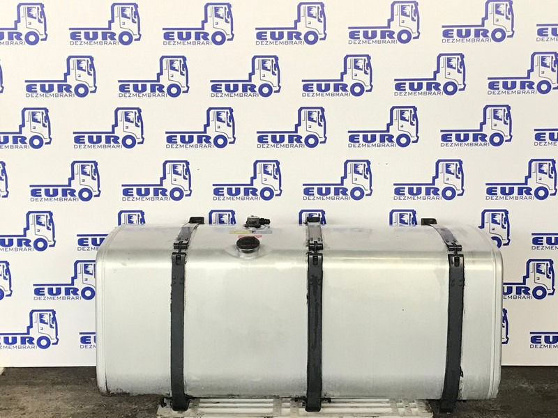 REZERVOR COMBUSTIBIL SCANIA L=165CM l=72CM H=70CM 1517309, 1871192 - Tanque de combustível de Caminhão: foto 1 REZERVOR COMBUSTIBIL SCANIA L=165CM l=72CM H=70CM 1517309, 1871192 - Tanque de combustível de Caminhão: foto 1