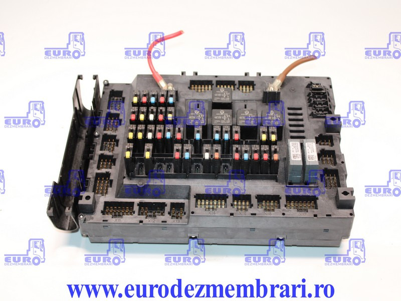 TABLOU SIGURANTE MERCEDES ACTROS MP4 SINGLE SAM A0014466058 - Fusível de Caminhão: foto 1 TABLOU SIGURANTE MERCEDES ACTROS MP4 SINGLE SAM A0014466058 - Fusível de Caminhão: foto 1