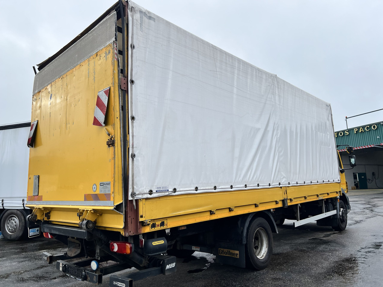 CAMION TAULINER DAF 55.250 - Caminhão com lona: foto 5 CAMION TAULINER DAF 55.250 - Caminhão com lona: foto 5