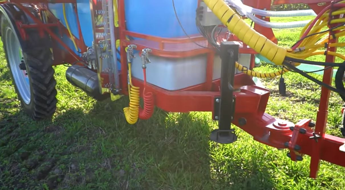Biardzki Opryskiwacz 3000l /21 Hydropak / Sprayer 3000l /21 Hydropak/Feldspritze 3000l /21m Hydropak /Опрыскиватель 3000л /21м Гидропак/ - Pulverizador de arrastar: foto 4 Biardzki Opryskiwacz 3000l /21 Hydropak / Sprayer 3000l /21 Hydropak/Feldspritze 3000l /21m Hydropak /Опрыскиватель 3000л /21м Гидропак/ - Pulverizador de arrastar: foto 4