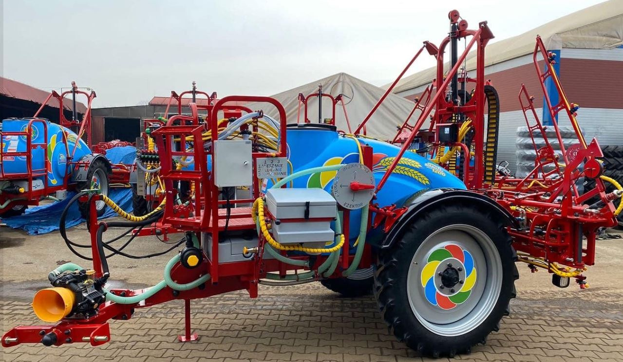 Biardzki Opryskiwacz przyczepiany 1200l/18  / Anhängespritze 1200 l / 18/ Trailed sprayer 1200 /18 / l/ Прицепной опрыскиватель 1200/18 - Pulverizador de arrastar: foto 2 Biardzki Opryskiwacz przyczepiany 1200l/18  / Anhängespritze 1200 l / 18/ Trailed sprayer 1200 /18 / l/ Прицепной опрыскиватель 1200/18 - Pulverizador de arrastar: foto 2