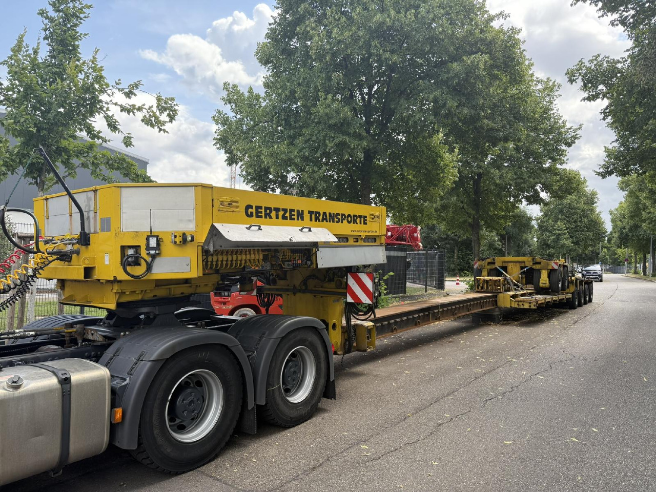 Semireboque baixa Goldhofer STHP-XLE 2+4 (6) | Baggerbrücke - Tiefbett: foto 9 Semireboque baixa Goldhofer STHP-XLE 2+4 (6) | Baggerbrücke - Tiefbett: foto 9