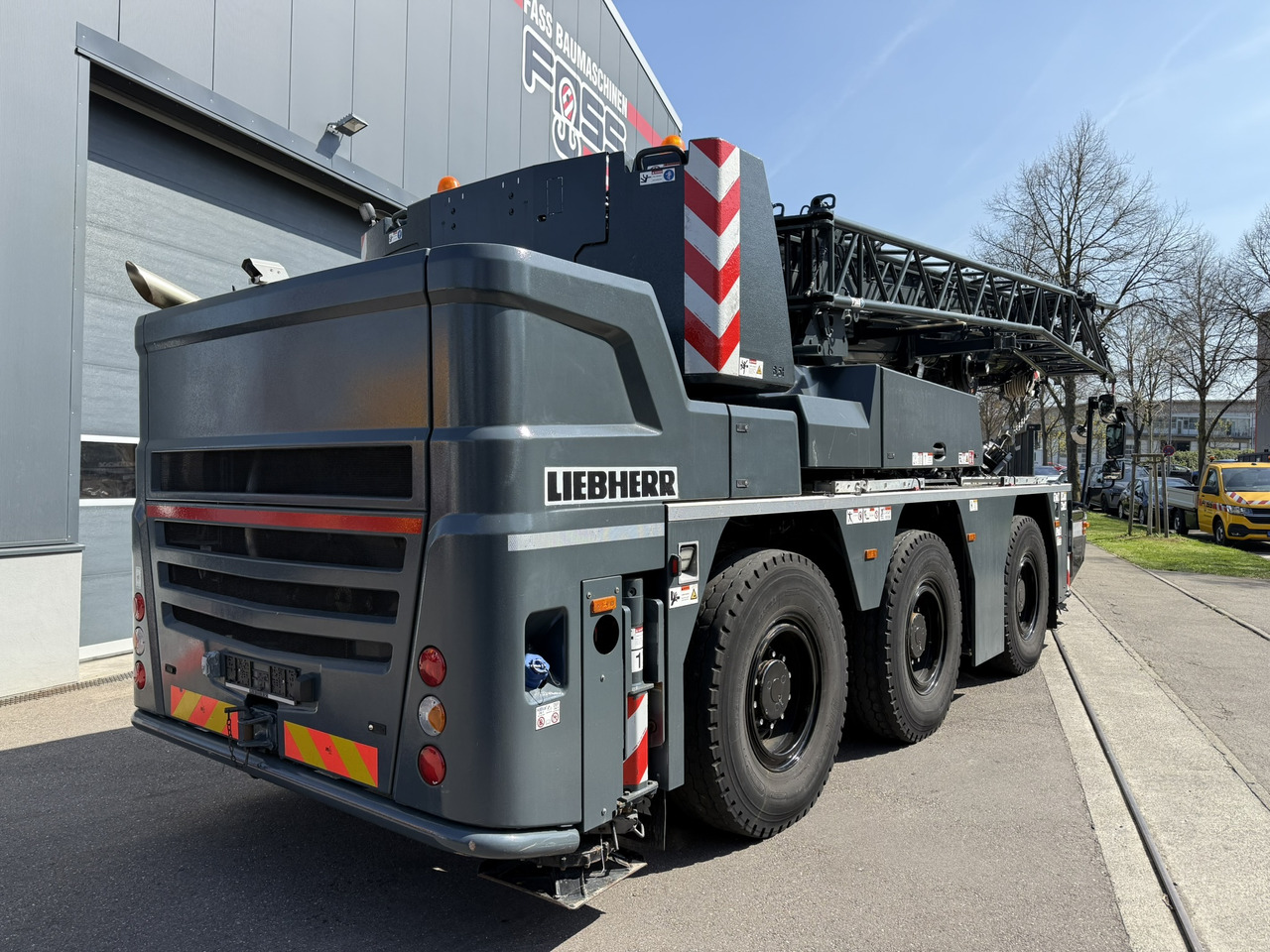 Liebherr LTC 1050-3.1 | 6 x 6 | Klappspitze | Funk inkl. RemoteDrive - Guindaste móvel: foto 4 Liebherr LTC 1050-3.1 | 6 x 6 | Klappspitze | Funk inkl. RemoteDrive - Guindaste móvel: foto 4