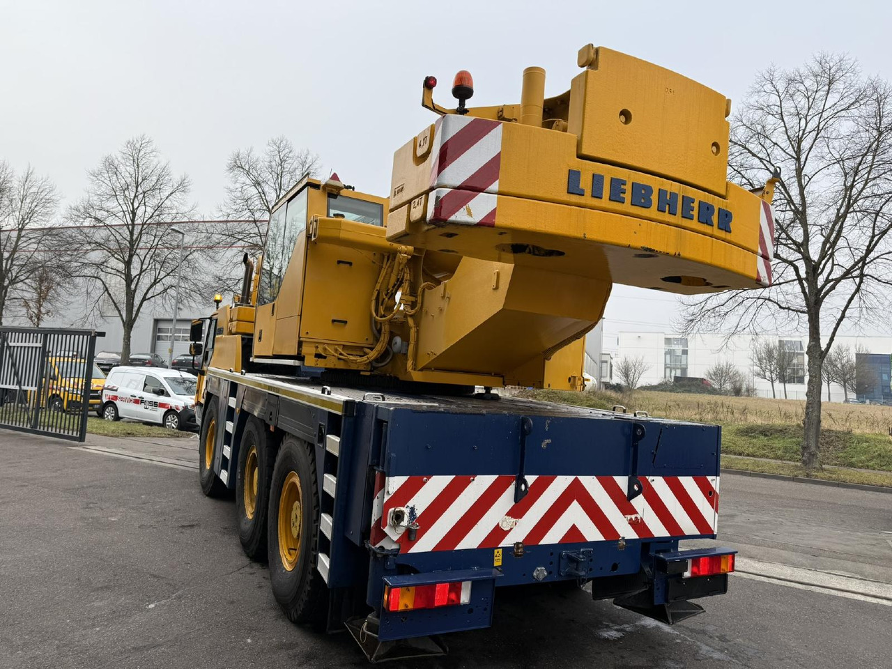 Liebherr LTM 1055-3.1 (06 - 055 996) | 6 x 6 - Guindaste móvel: foto 4 Liebherr LTM 1055-3.1 (06 - 055 996) | 6 x 6 - Guindaste móvel: foto 4