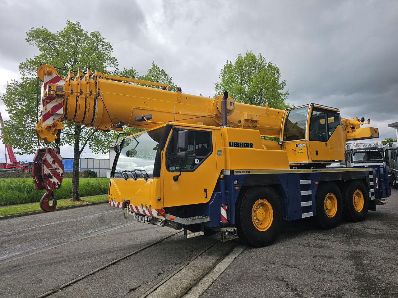 Liebherr LTM 1055-3.1 (06 - 056 016) - Guindaste móvel: foto 2 Liebherr LTM 1055-3.1 (06 - 056 016) - Guindaste móvel: foto 2