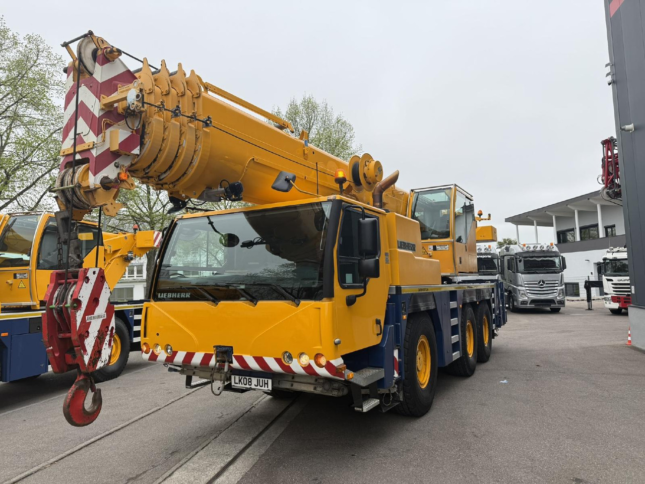 Liebherr LTM 1055-3.2 (08 - 084 745) | 6 x 6 - Guindaste móvel: foto 2 Liebherr LTM 1055-3.2 (08 - 084 745) | 6 x 6 - Guindaste móvel: foto 2