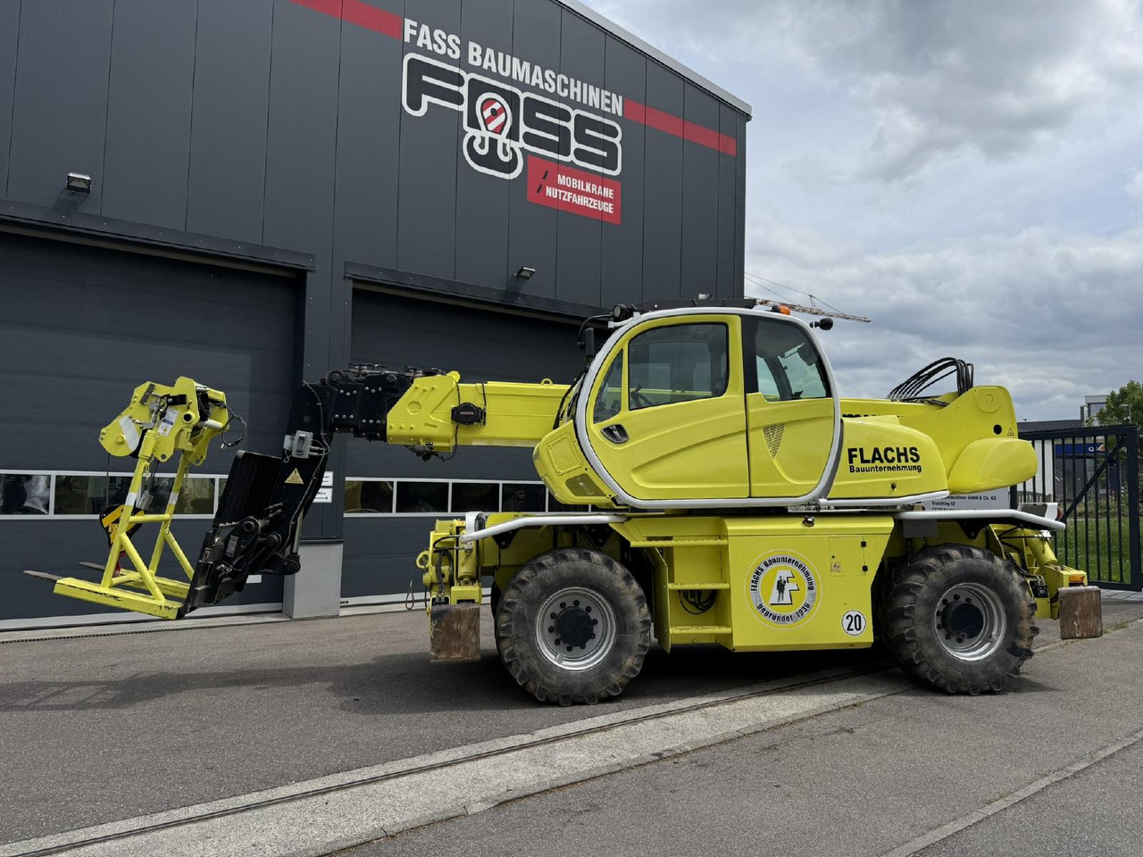Manitou MRT 2150 Privilege + | Winde | Funk etc. - Empilhador telescópico: foto 1 Manitou MRT 2150 Privilege + | Winde | Funk etc. - Empilhador telescópico: foto 1