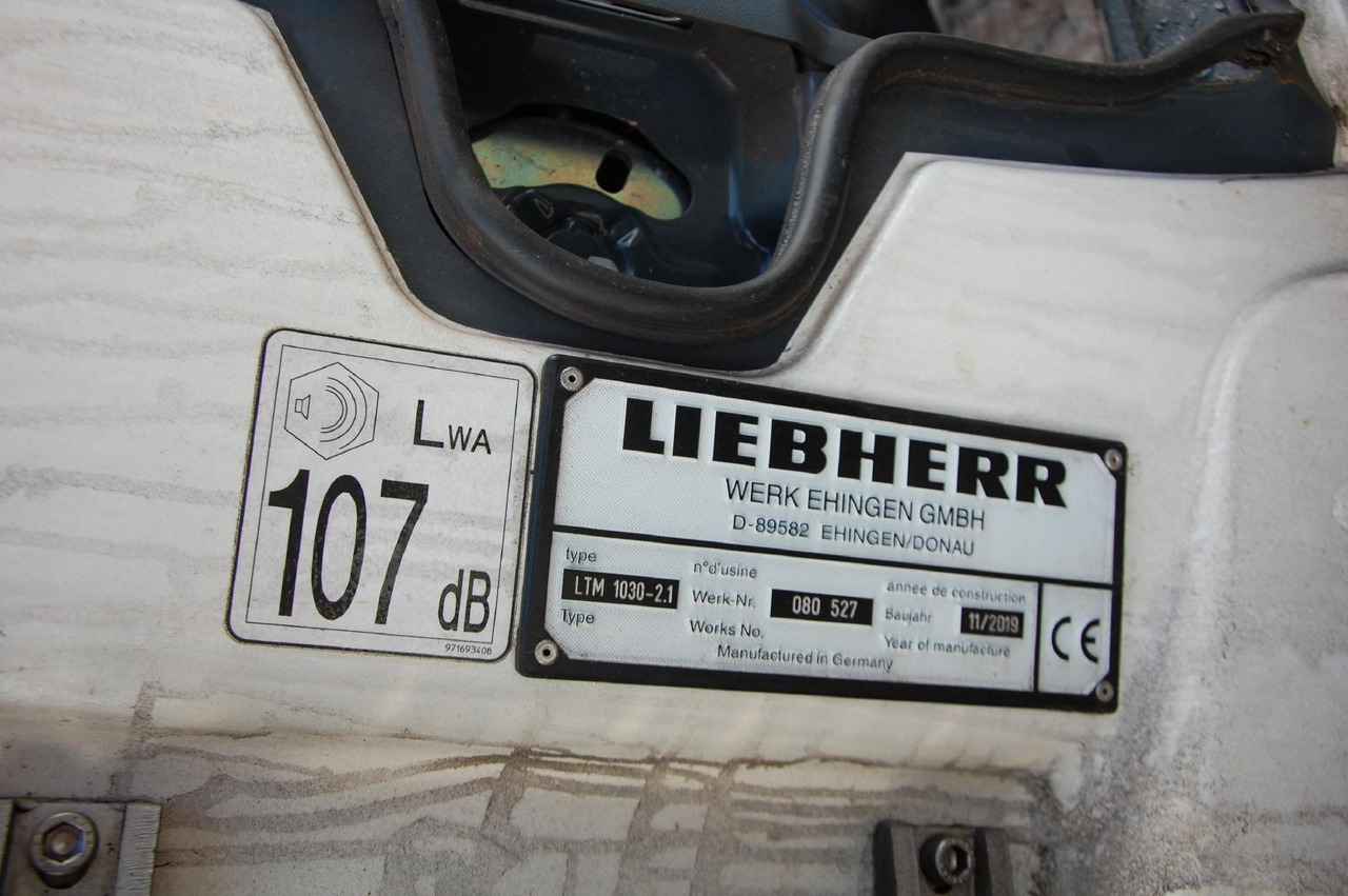 Liebherr Zubehör = LTM 1030-2.1 / diverse Teile und Komponenten - Peça de reposição de Máquina de construção: foto 1 Liebherr Zubehör = LTM 1030-2.1 / diverse Teile und Komponenten - Peça de reposição de Máquina de construção: foto 1