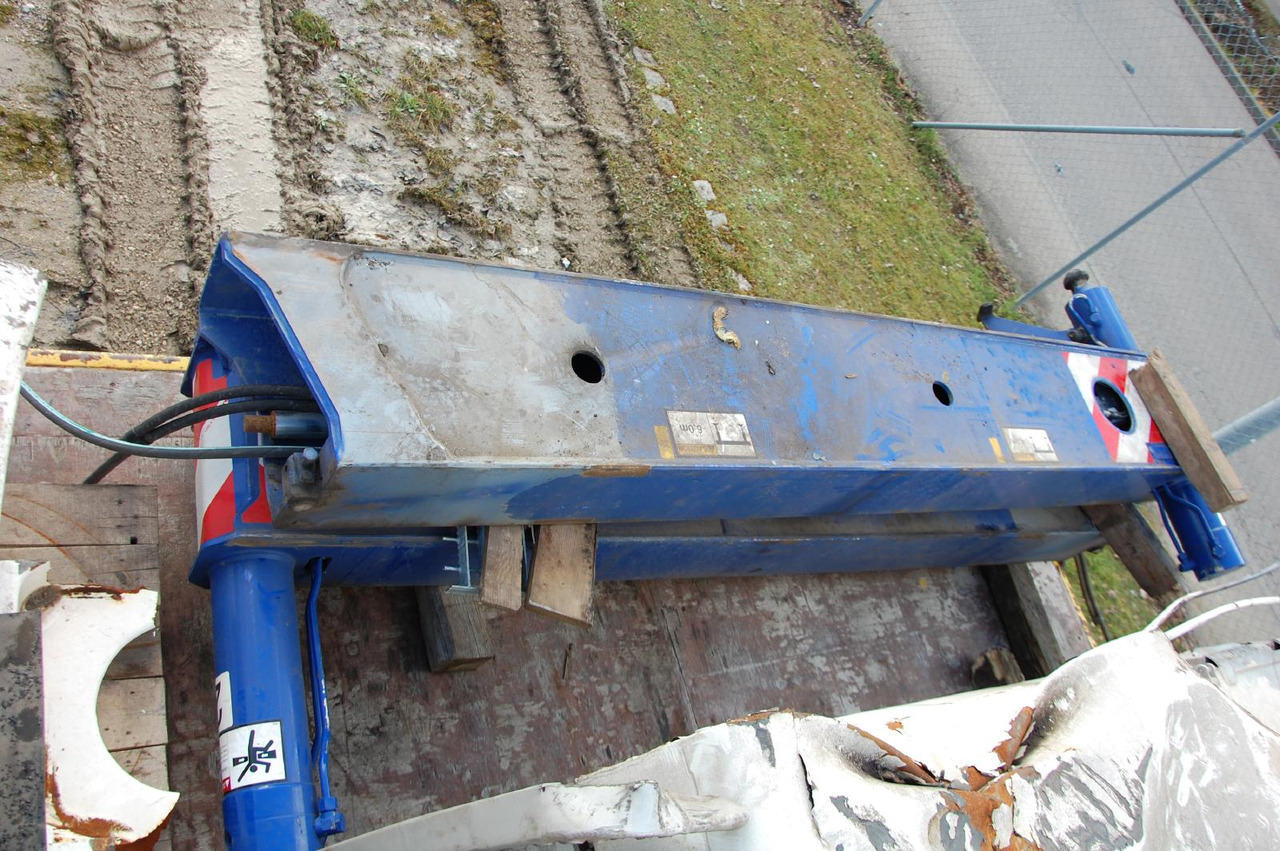 Liebherr Zubehör = LTM 1030-2.1 / diverse Teile und Komponenten - Peça de reposição de Máquina de construção: foto 2 Liebherr Zubehör = LTM 1030-2.1 / diverse Teile und Komponenten - Peça de reposição de Máquina de construção: foto 2