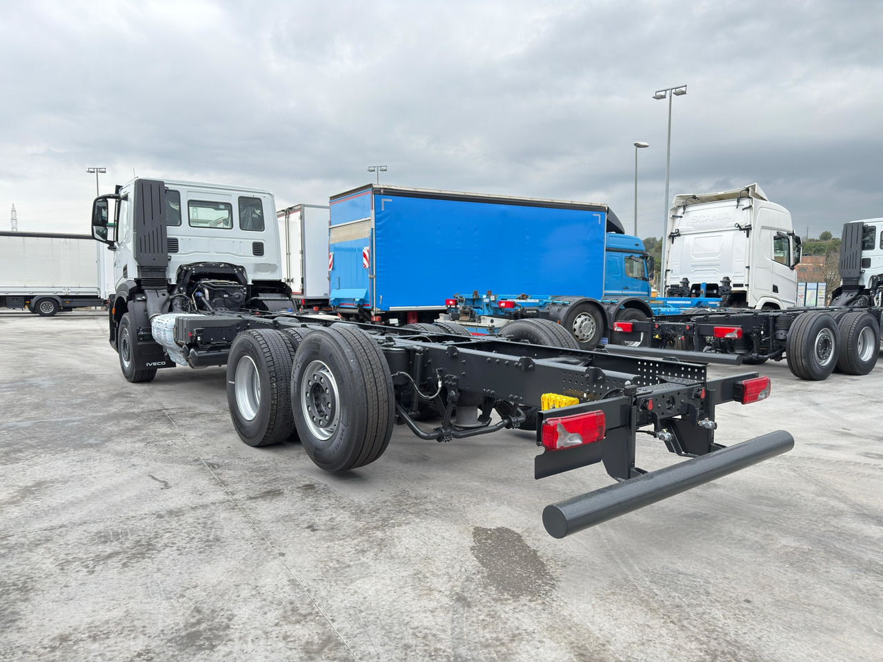 IVECO AD280X46 YPS ON X-Way E6 (Chassis) - Caminhão chassi: foto 4 IVECO AD280X46 YPS ON X-Way E6 (Chassis) - Caminhão chassi: foto 4