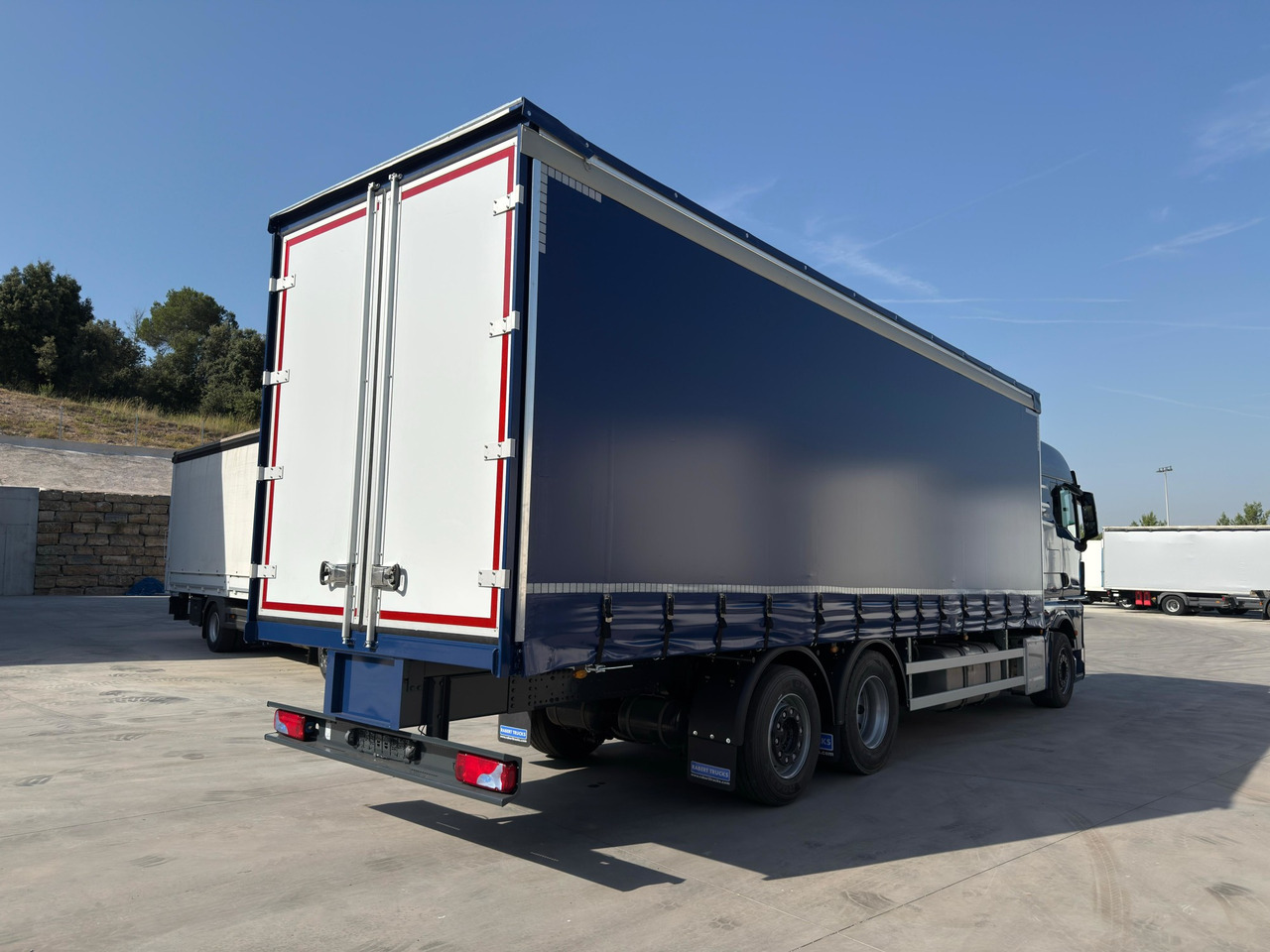 MAN 26.510 TGX E6 (Tauliner) - Caminhão com lona: foto 4 MAN 26.510 TGX E6 (Tauliner) - Caminhão com lona: foto 4