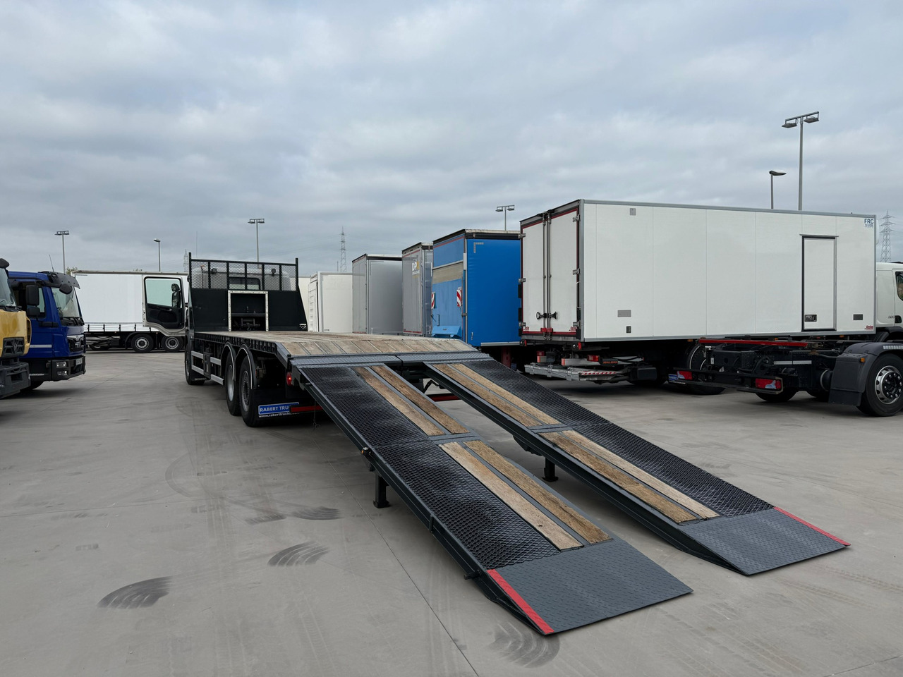 SCANIA P410 E6 (Machinery Carrier) - Caminhão transporte de veículos: foto 5 SCANIA P410 E6 (Machinery Carrier) - Caminhão transporte de veículos: foto 5