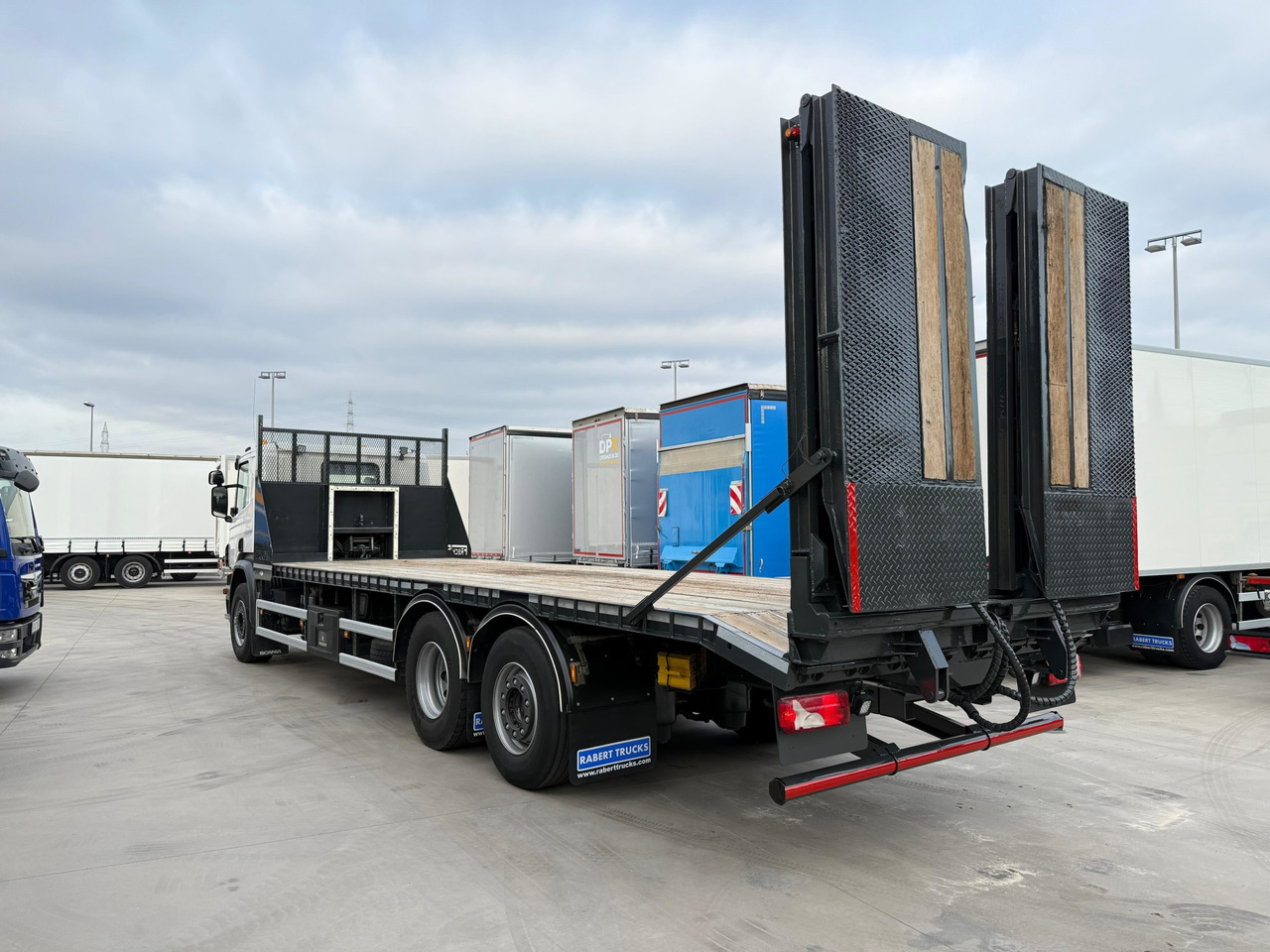 SCANIA P410 E6 (Machinery Carrier) - Caminhão transporte de veículos: foto 4 SCANIA P410 E6 (Machinery Carrier) - Caminhão transporte de veículos: foto 4