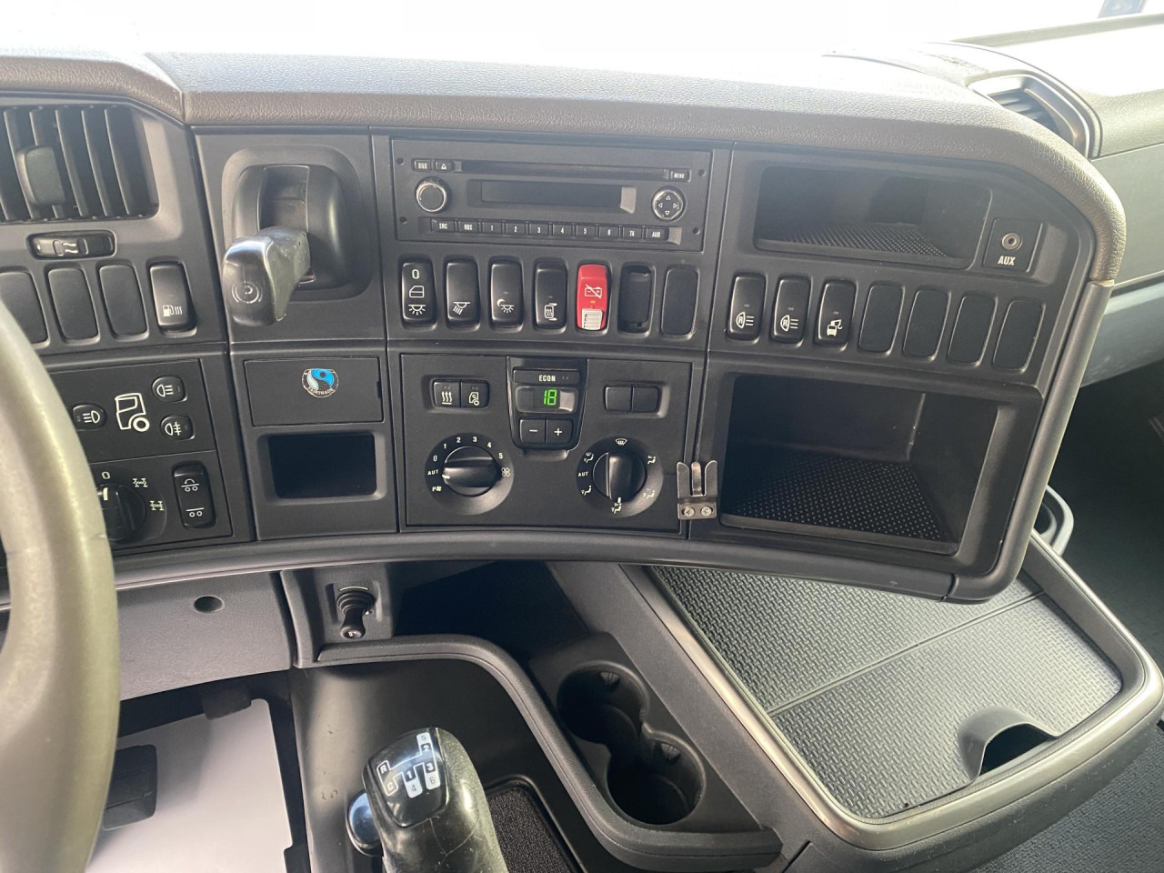 SCANIA R 440 CB6x4HSA - Caminhão chassi: foto 3 SCANIA R 440 CB6x4HSA - Caminhão chassi: foto 3
