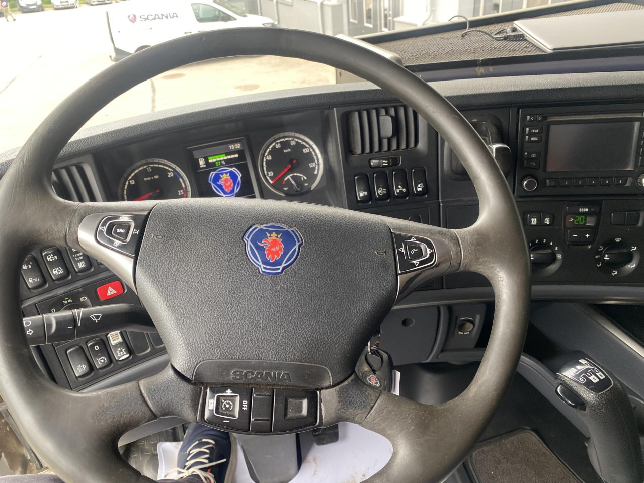 SCANIA R 450 CB6x4HHA - Caminhão chassi: foto 3 SCANIA R 450 CB6x4HHA - Caminhão chassi: foto 3