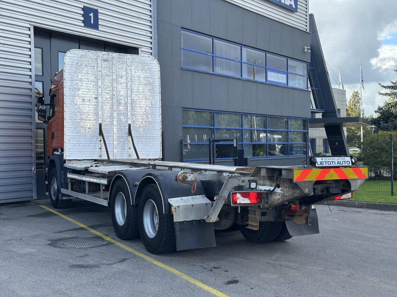 SCANIA R 450 CB6x4HHZ - Caminhão chassi: foto 5 SCANIA R 450 CB6x4HHZ - Caminhão chassi: foto 5