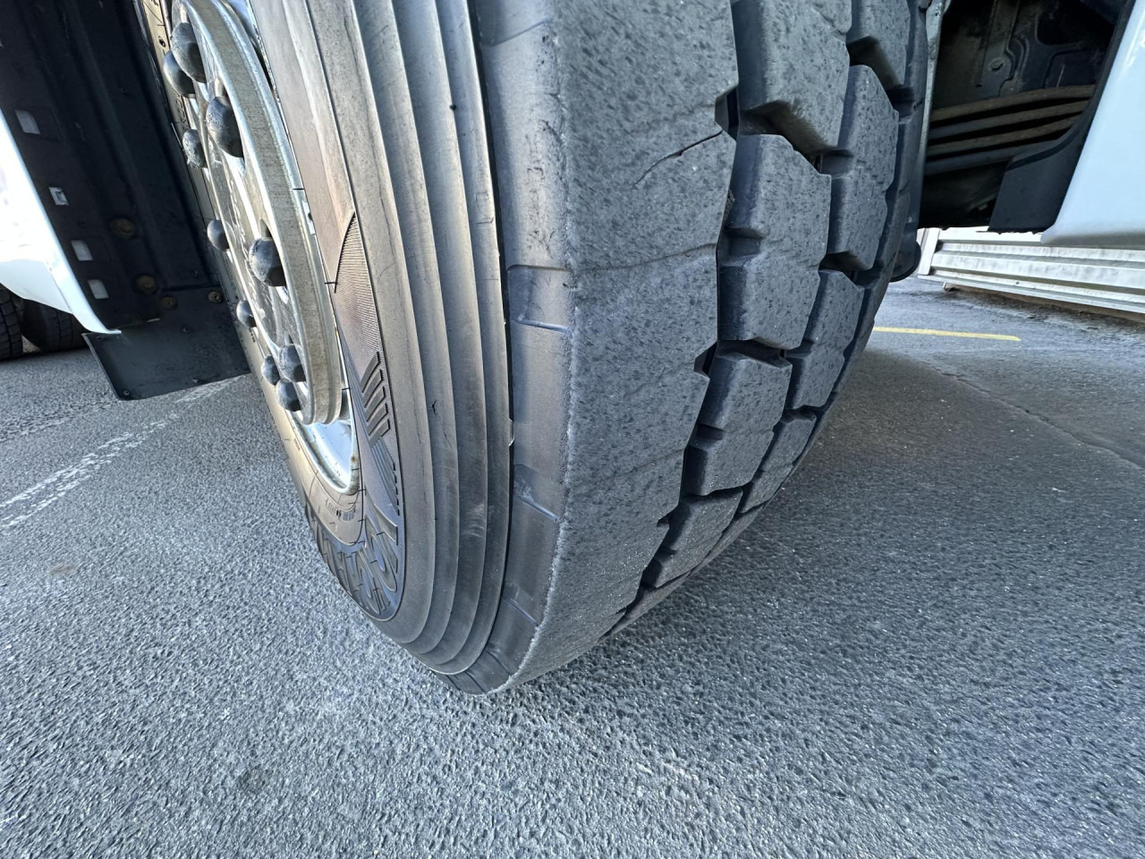 SCANIA R 500 B6x4HZ - Caminhão chassi: foto 4 SCANIA R 500 B6x4HZ - Caminhão chassi: foto 4