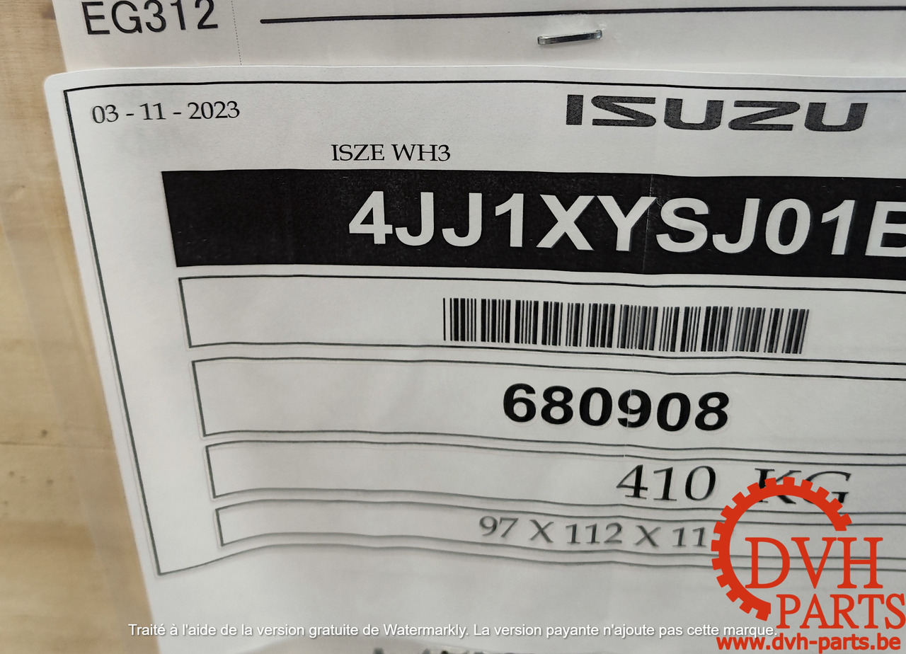 ISUZU 4JJ1-XYSJ-01B - Motor de Escavadora de rastos: foto 1 ISUZU 4JJ1-XYSJ-01B - Motor de Escavadora de rastos: foto 1