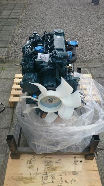 Kubota V3300 - Motor de Máquina de construção: foto 2 Kubota V3300 - Motor de Máquina de construção: foto 2